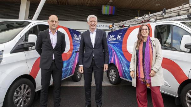 CEO Daren Baythorpe, Thierry Bodard, CEO of NGE Concessions and Cllr Laura Robertson-Collins