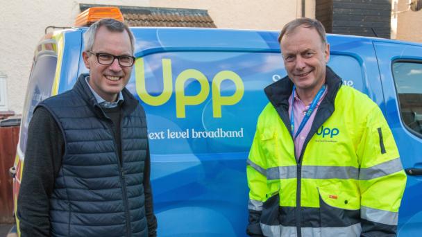 Upp